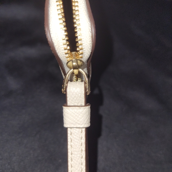 Coach White Wristlet with Gold Logo - Picture 4 of 5